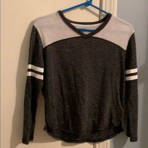 Long sleeve flowy cute T-shirt